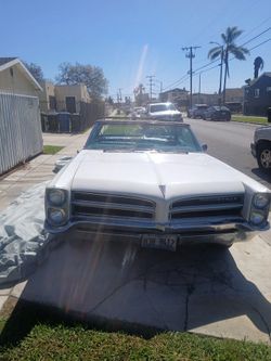 1966 Pontiac Invicta
