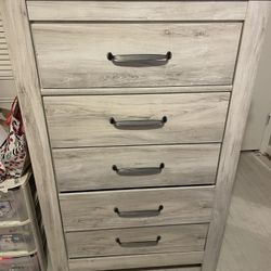 Dresser And End Table