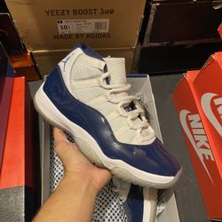 Jordan Win Like 82 11s size 9.5 USED But Clean