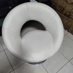 2 White Round Swivel Chairs