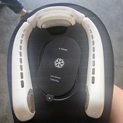 TORRAS
TORRAS® Portable Neck Fan, COOLiFY® Air Personal Wearable Neck Air Conditioner, Bladeless, 5,000-mAh Rechargeable Battery