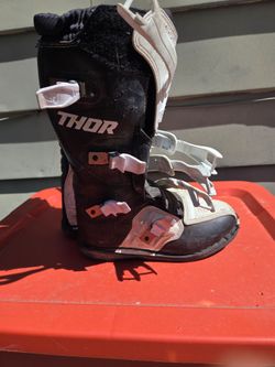 Thor size 8 dortbike boots