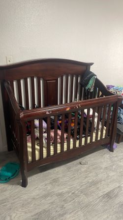 Free Wood baby crib