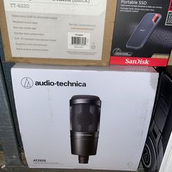 Audio-Technica AT2020 condenser microphone
