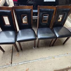 4 Dinning Chairs