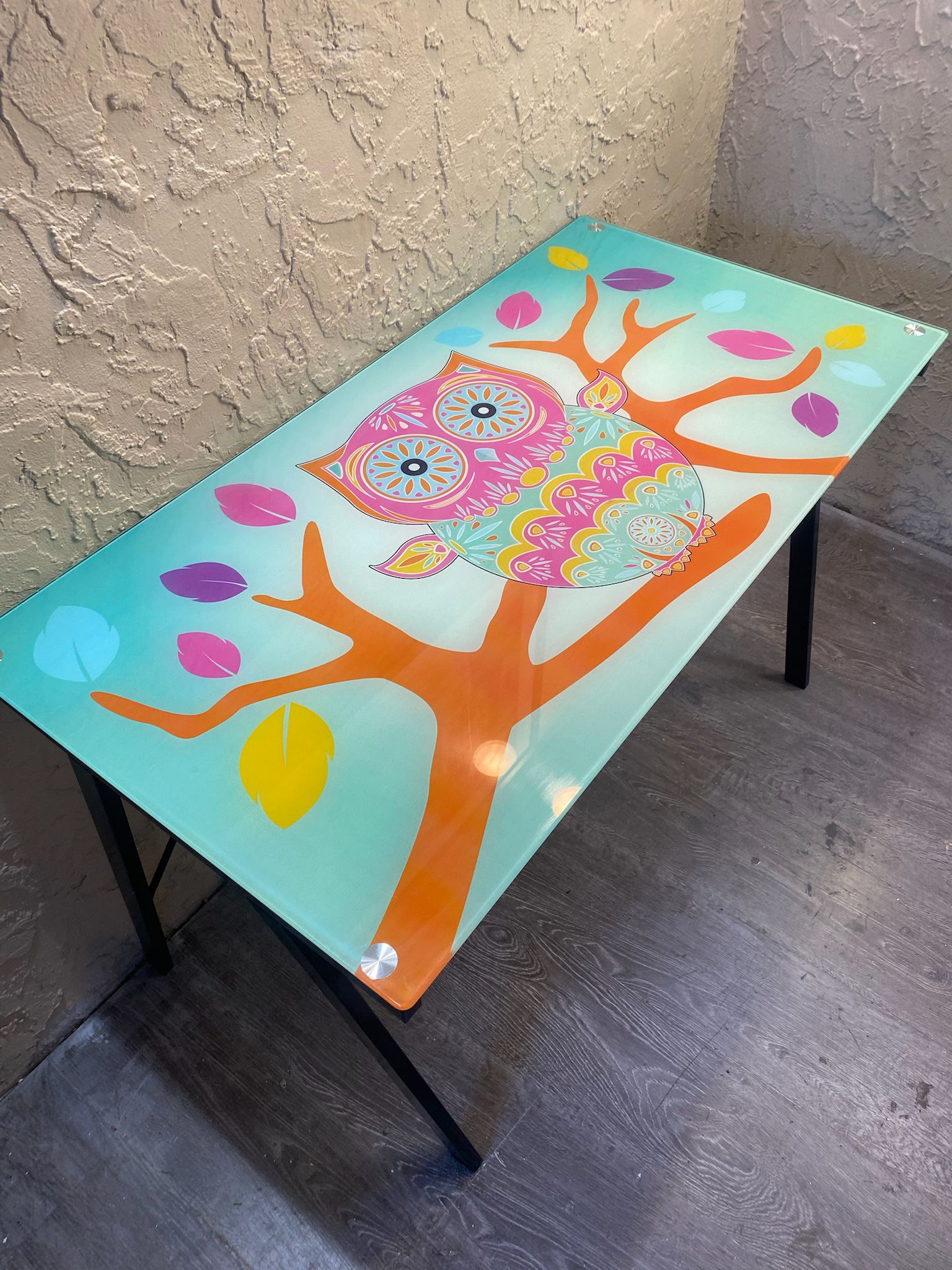 Kids Owl Green Graphic Desk - Delivery Available for a Fee - See My Items 😀