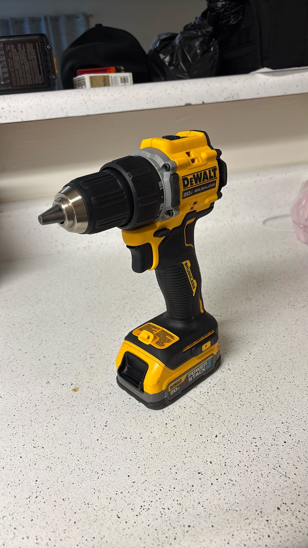 20v Max  Compact-1/2  Drill Driver 