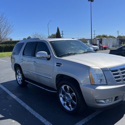 For Sale Escalade 07 Clean Title 