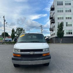 2007 Chevrolet Express 3500 Van 2WD