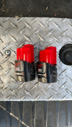 Milwaukee M12 2.0