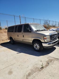 2011 Ford E-350