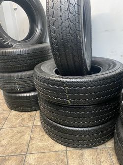 SET LT 215/85/16 CONTINENTAL SEMI NEW $300 PRICE INCLUDE PROFESSIONAL INSTALLATION AND TAX