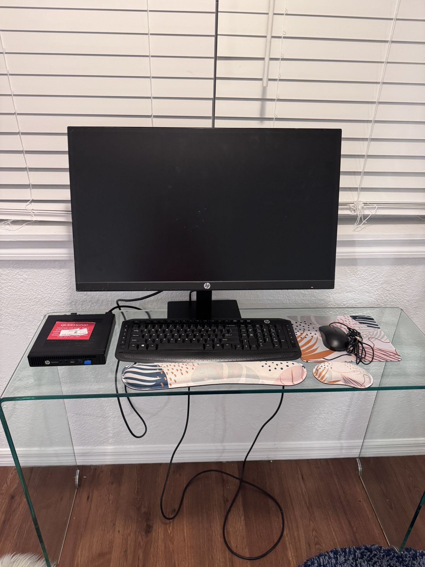 HP Computer + Monitor + Accessories Bundle