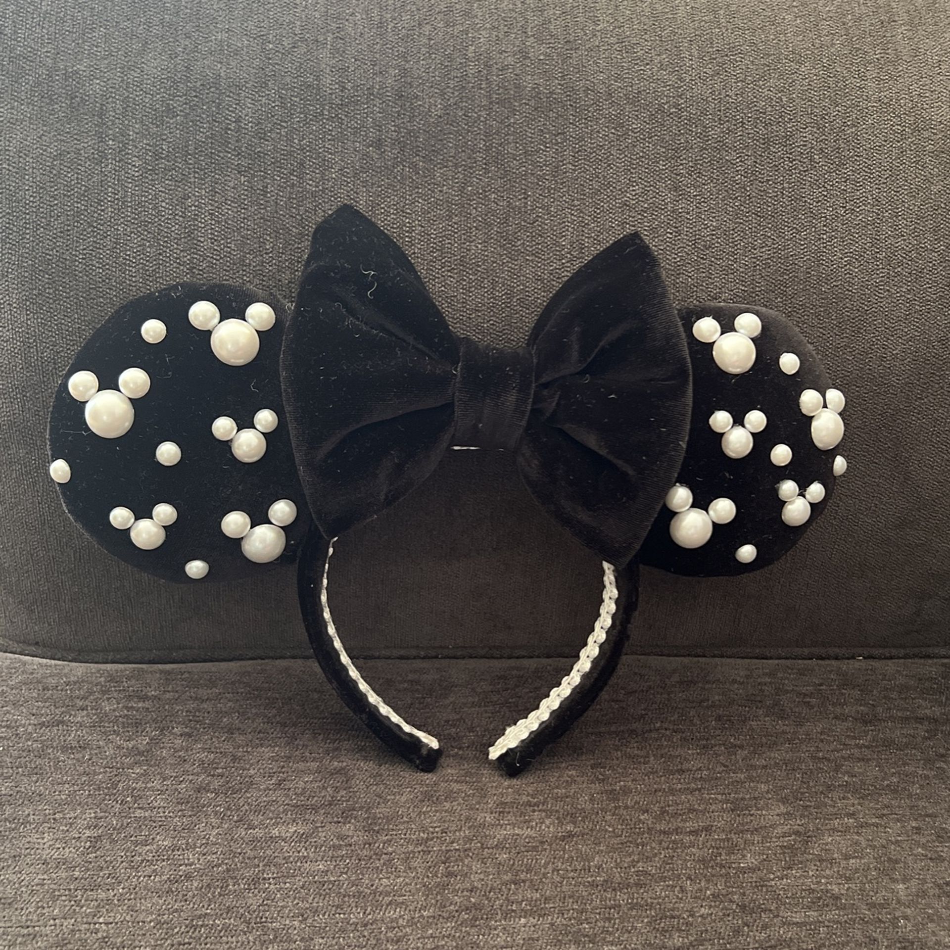 Disney Minnie Ears $25