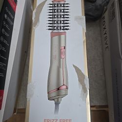 Conair BC600 Gold Infiniti Pro Frizz Hot Air Brush 1 and 1/2 inch. Gold Color
