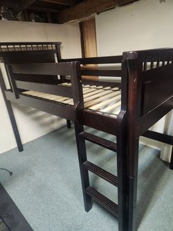 Bedroom Set With Lofted Twin Size Bed