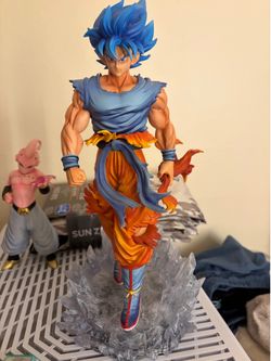 Goku figure