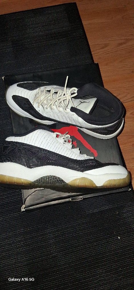 Jordan 11 Ie