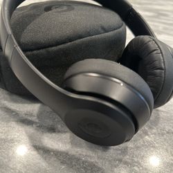 Beats Solo