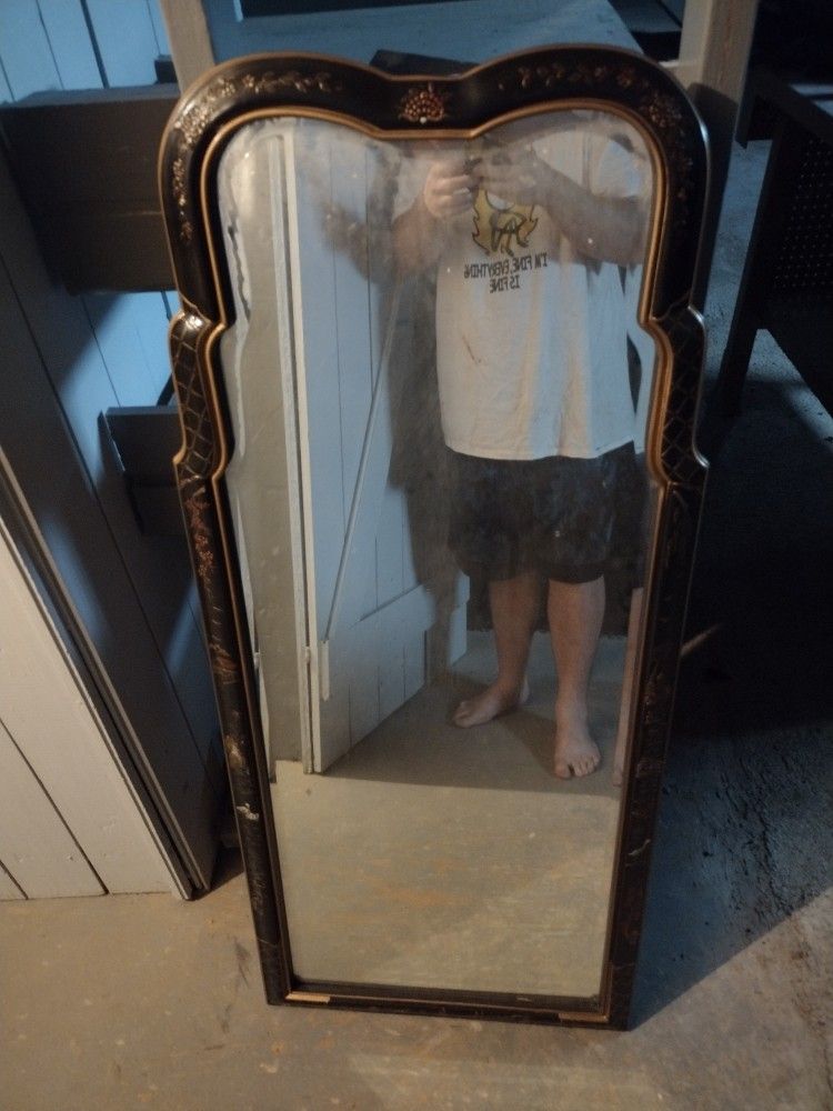 Asian Mirror