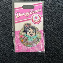 Disney Scents Pin