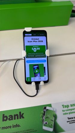 Cricket phone promo with service