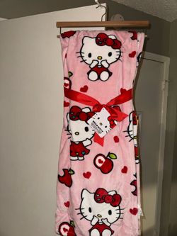 Hello kitty blabkets