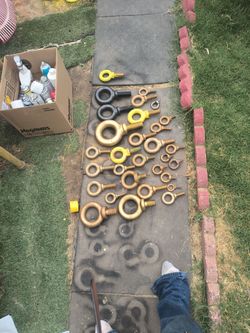 Eye lifting bolts