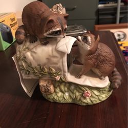 Adorable : Vintage Porcelain Numbered Collectors Raccoon 🦝 Master Piece 