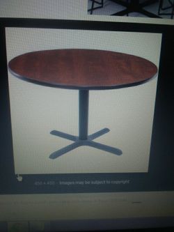 Regency 42" round lunch table