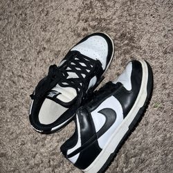 Panda Nike Dunks