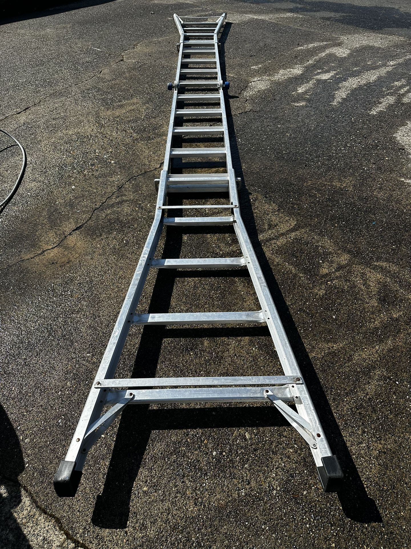 18-8 Werner Multiple Angle Ladder 350 Lb Can Be Used In Any Shape You Need. Very Clean And Ready To Use!