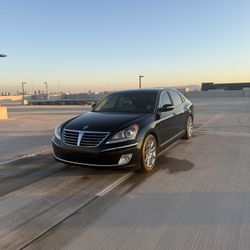 2012 Hyundai Equus - 429 HP Luxury Sedan