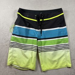 Quiksilver Men’s Board Shorts Size 32 Black Swim Trunks Quick Dry #3488