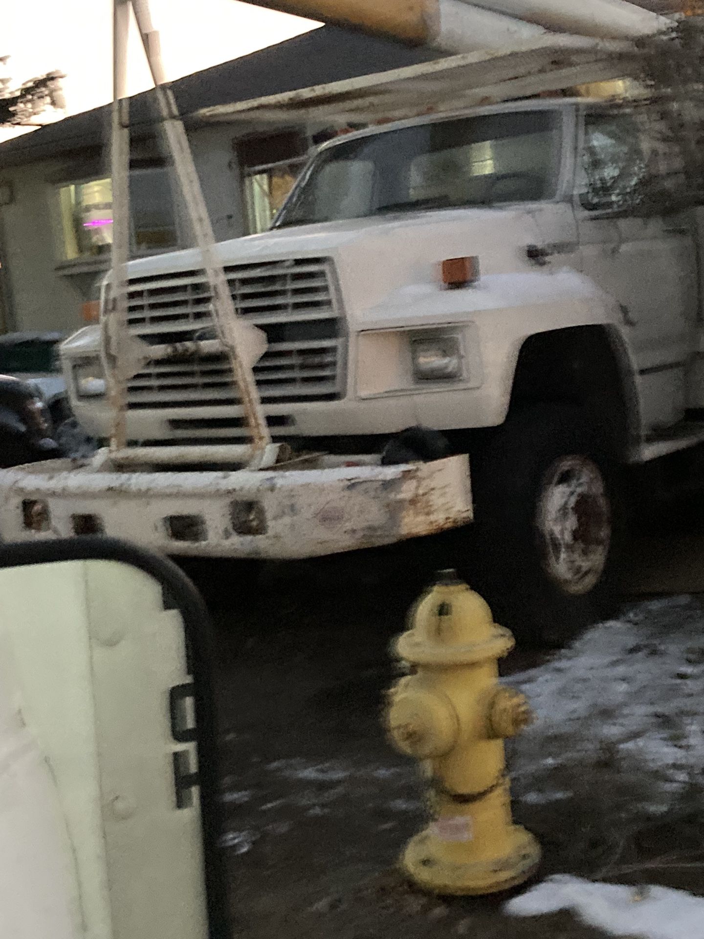 1992 F700
