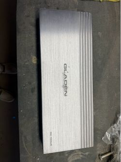 Gladden 5 ch amplifier like new