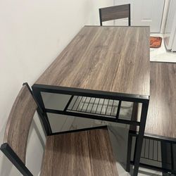 Dining set