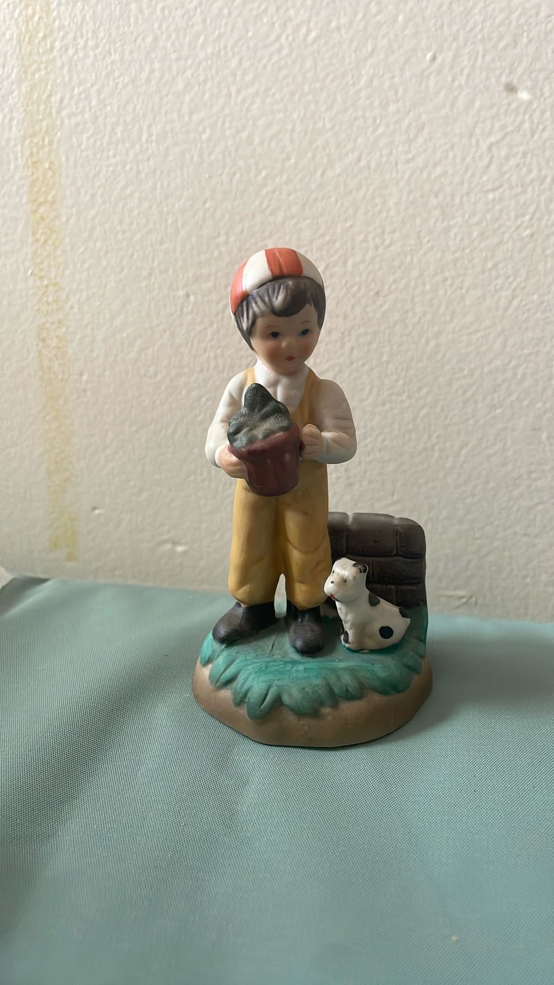 Antique figurine