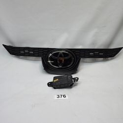 🌟nice! 2020-2023 Toyota Corolla Front Upper Grille w/ Radar 88(contact info removed)0