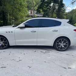 2017 Maserati Levante