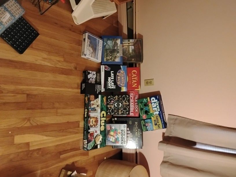 Various Games And Puzzles. Brand New