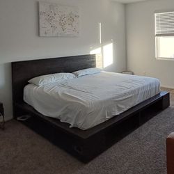 King Bed And Frame 
