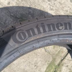 Used Run Flat Continental Tire 265/35 R21