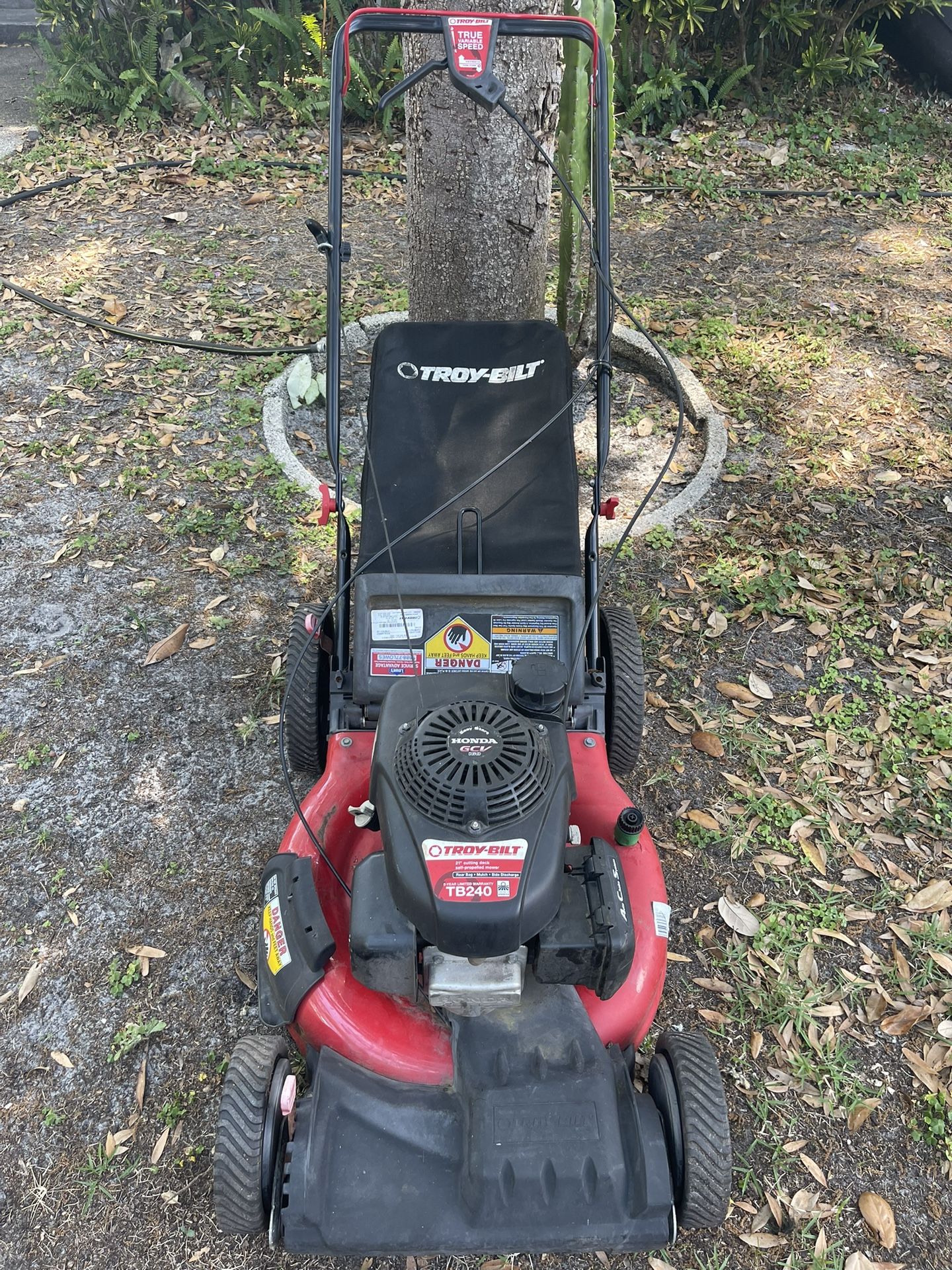Self Propelled High Wheel Lawn Mower 21” Cut With A Honda Engine Troy-Bilt