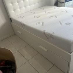 Queen Bambo Mattress And Bed Frame