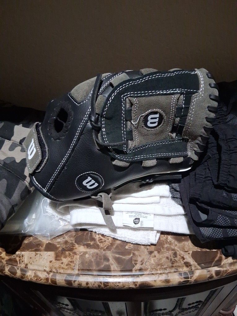 WILSON BASEBALL MITT