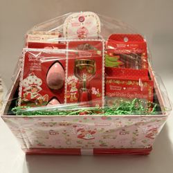 Strawberry Shortcake Gift Set Easter Birthday 