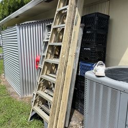  2 6 Foot Aluminum Ladders $20 Each