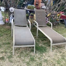 Dos Sillas
