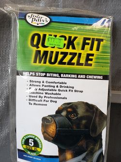 Four Paws Quick Fit Muzzle, XL